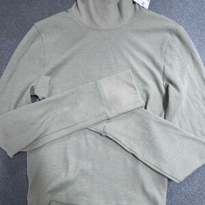 American Eagle Outfitters Sage Green Crop Top Turtle Neck